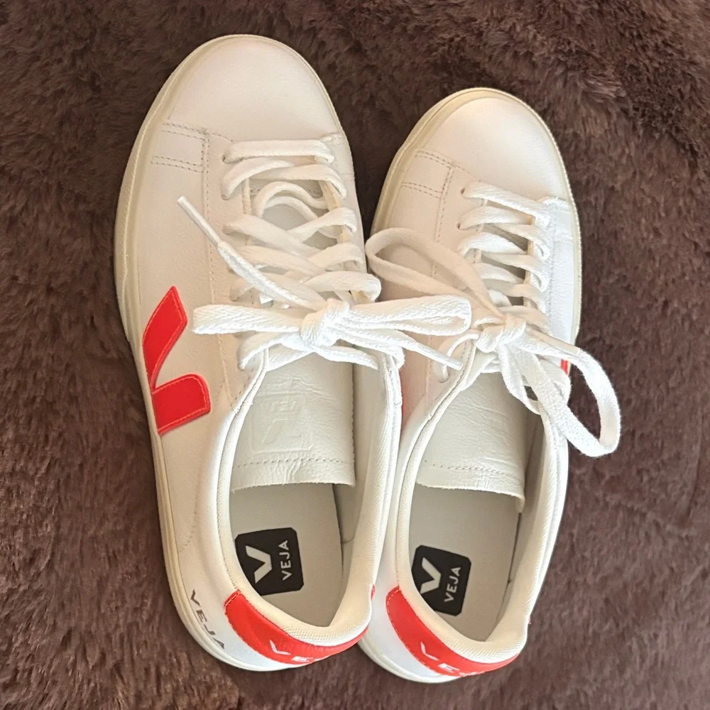 Veja Women's White and Bright Red/ Orange Sneakers - Picture 2 of 4